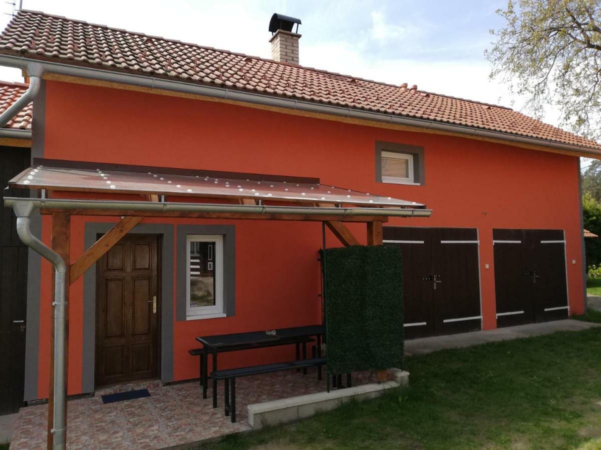 Chalupa Erika Dobšín Extérieur photo